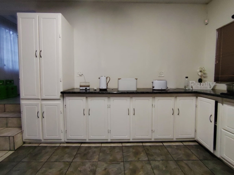 3 Bedroom Property for Sale in Baysvalley Free State